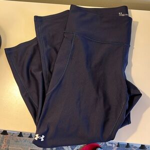 Under Armour leggings with side pockets